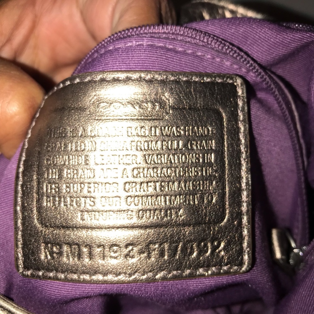 Coach - Picture 2 of 11